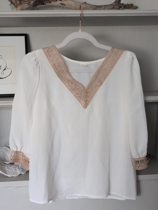 None Tops - Women's Cream V-Neck Crochet Trim Blouse Small